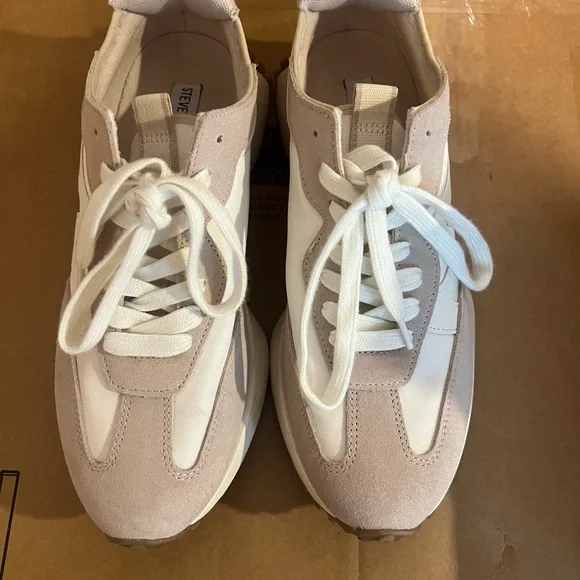 Steve Madden CAMPO Women's Beige and White Sneakers- Size 10. Gummy bottoms. - Picture 10 of 14